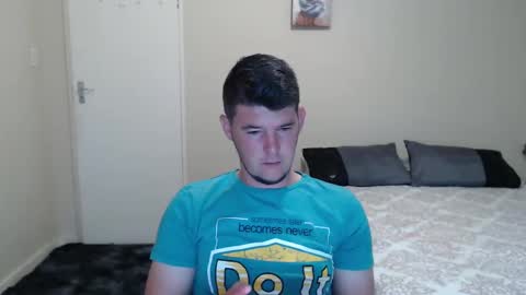 ask me lol online show from December 5, 3:26 am