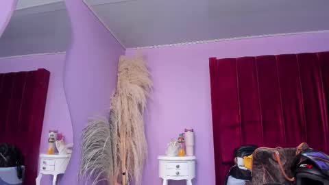 brendarendon online show from March 26, 2:50 am