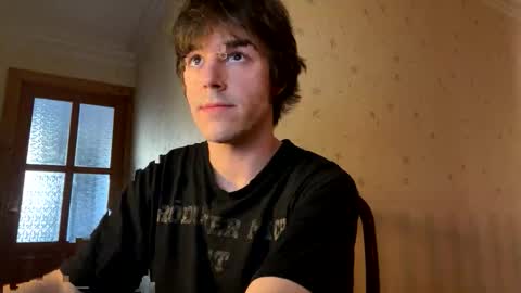 Snapshot of brendon000hardt chatting on May 27, 1:30 pm brendon000hardt online show from May 27, 1:30 pm