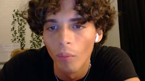 Snapshot of brennanrush chatting on June 1, 2:57 am brennanrush online show from June 1, 2:57 am