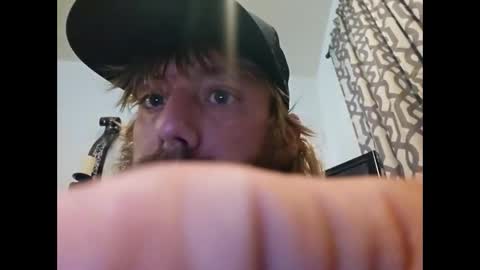 brentonmarc24 online show from March 20, 3:11 am