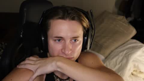 brentonverde online show from January 10, 10:25 pm