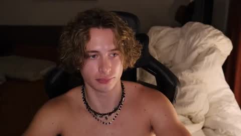 brentonverde online show from January 16, 12:47 am