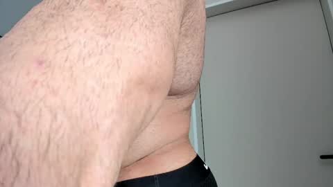 Snapshot of bretman_narcissus chatting on April 8, 9:20 am bretman_narcissus online show from April 8, 9:20 am