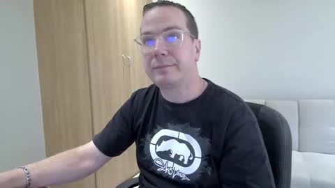 Brett online show from December 1, 9:36 am