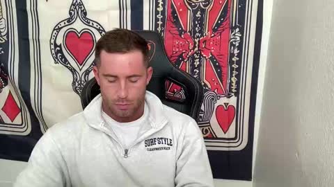 Brett Mycles online show from December 2, 4:24 pm