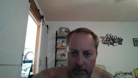 Snapshot of brettsky chatting on October 16, 7:48 pm hey online show from October 16, 7:48 pm