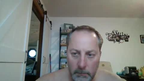 Snapshot of brettsky chatting on October 24, 9:44 pm hey online show from October 24, 9:44 pm