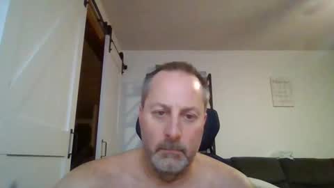 Snapshot of brettsky chatting on November 12, 10:41 pm hey online show from November 12, 10:41 pm