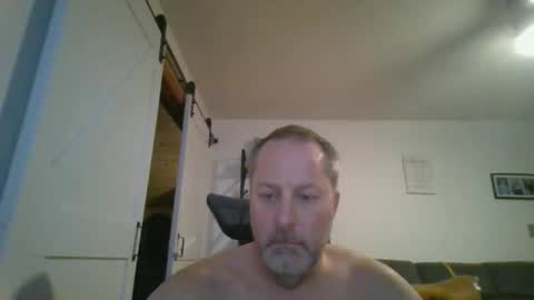 Snapshot of brettsky chatting on November 21, 11:58 pm hey online show from November 21, 11:58 pm