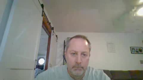Snapshot of brettsky chatting on November 28, 7:16 pm hey online show from November 28, 7:16 pm