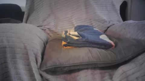 raining down on me online show from January 8, 10:34 pm