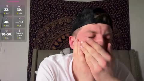 Snapshot of briahcscott chatting on January 11, 3:44 am briahcscott online show from January 11, 3:44 am