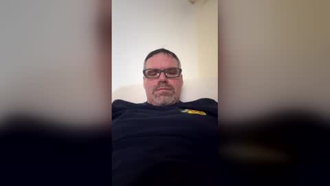 brian38431 online show from December 20, 11:50 am