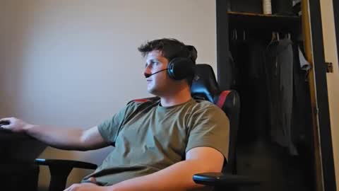 brian7891012 online show from January 15, 9:29 pm