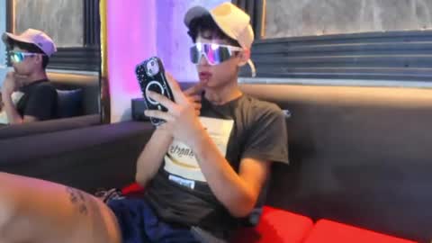 brian_hotof1 online show from June 18, 12:31 pm