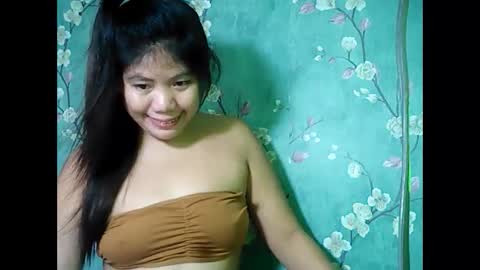 Snapshot of briana311387 chatting on January 30, 12:18 am im birana online show from January 30, 12:18 am