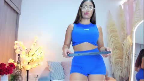 briana preston online show from November 28, 5:26 pm