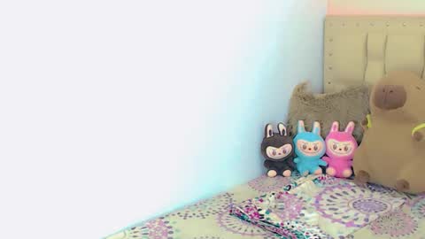 BRIANA online show from November 18, 4:39 am