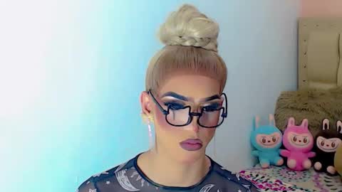 BRIANA online show from November 24, 6:46 am