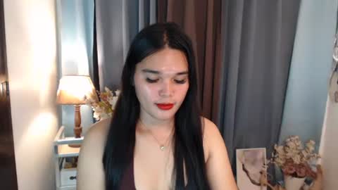 Claire online show from May 15, 6:53 am