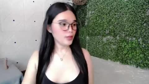 Snapshot of briana_sinclaire chatting on July 11, 1:08 am Claire online show from July 11, 1:08 am