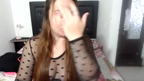 Snapshot of brianabarnes chatting on February 17, 11:44 am brianabarnes online show from February 17, 11:44 am