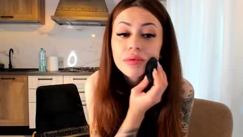 Snapshot of brianadiamondxxx chatting on December 4, 8:34 am brianadiamondxxx online show from December 4, 8:34 am