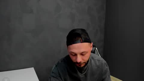 Brian online show from March 10, 5:33 am