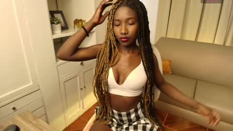 Snapshot of brianna_styles chatting on September 16, 1:01 pm brianna_styles online show from September 16, 1:01 pm