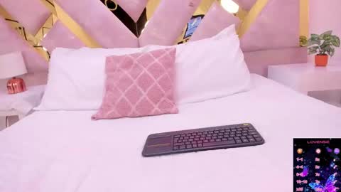 Brianna  online show from September 10, 12:05 pm