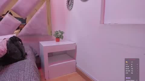 Brianna  online show from October 23, 12:15 pm