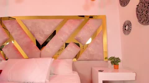 Brianna  online show from November 21, 12:26 pm