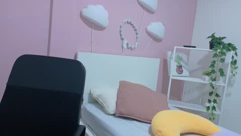 brianna online show from December 1, 7:30 pm