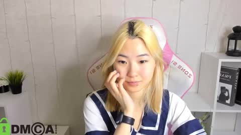 Bridget online show from November 15, 12:30 am