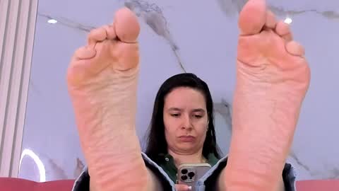    online show from March 31, 1:00 pm