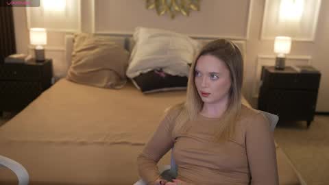 Diamonds Girls online show from March 19, 8:18 am