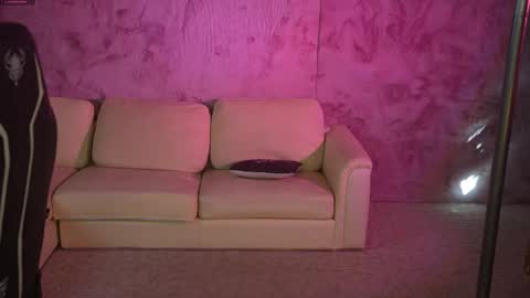 Diamonds Girls online show from March 29, 8:58 am