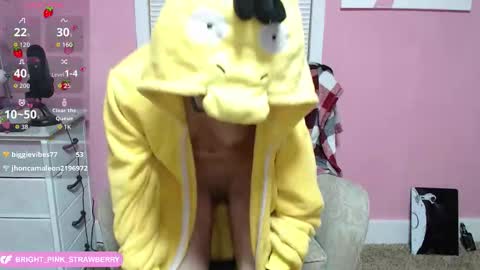 Strawberry online show from November 28, 3:53 am