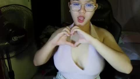 lynn online show from February 21, 2:51 pm