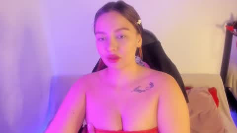 Snapshot of brihana21 chatting on January 30, 4:48 am Bri your Favorite online show from January 30, 4:48 am