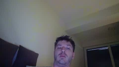 brii0000 online show from April 29, 9:02 am