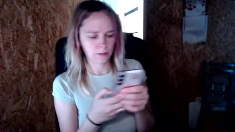 brilliantly online show from December 17, 10:10 am