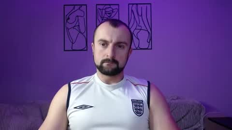 brindlefly69 online show from December 10, 11:43 am