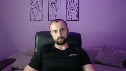 brindlefly69 online show from September 9, 11:43 am