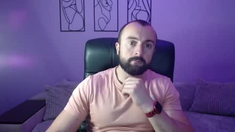 brindlefly69 online show from October 20, 11:10 am