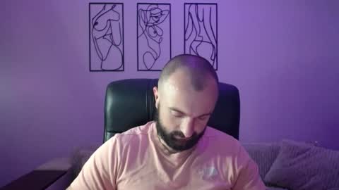 brindlefly69 online show from October 24, 11:50 am