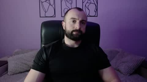 brindlefly69 online show from April 2, 10:24 am