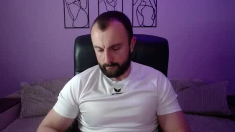 Snapshot of brindlefly69 chatting on May 15, 10:33 am brindlefly69 online show from May 15, 10:33 am