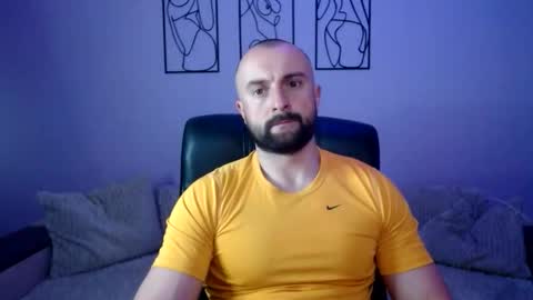 Snapshot of brindlefly69 chatting on May 20, 10:43 am brindlefly69 online show from May 20, 10:43 am